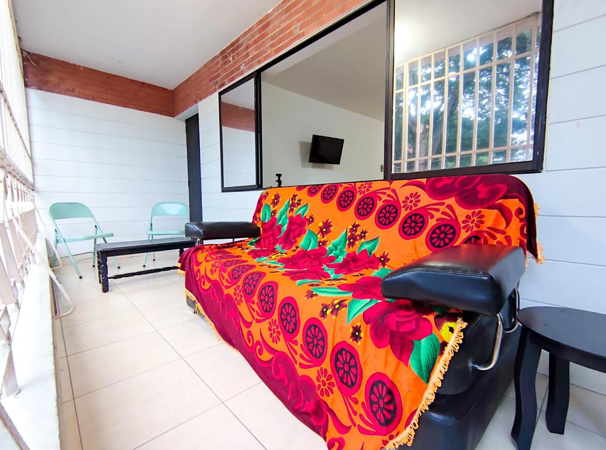 Casa Amplia En *